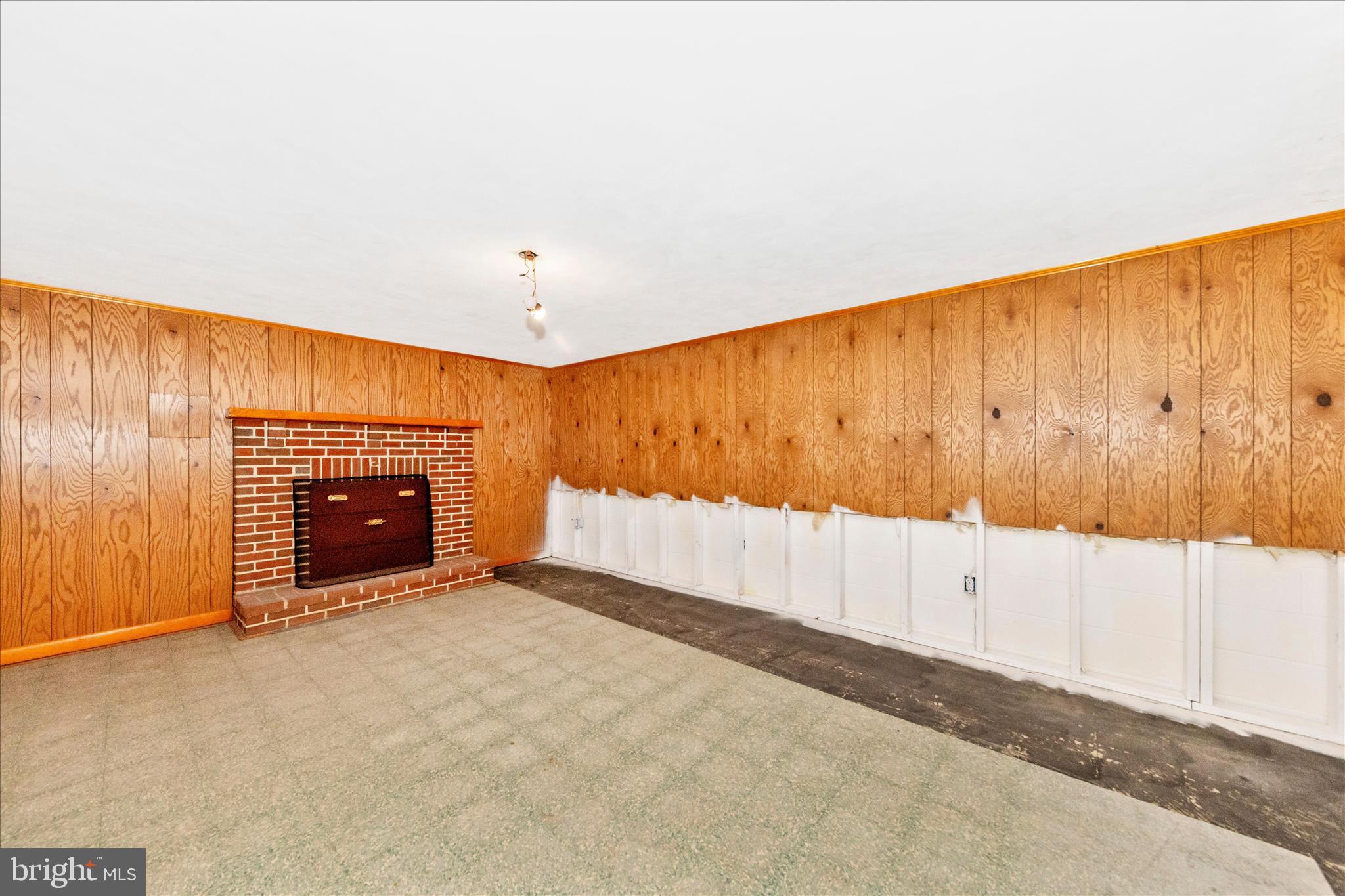 URBANA - Residential