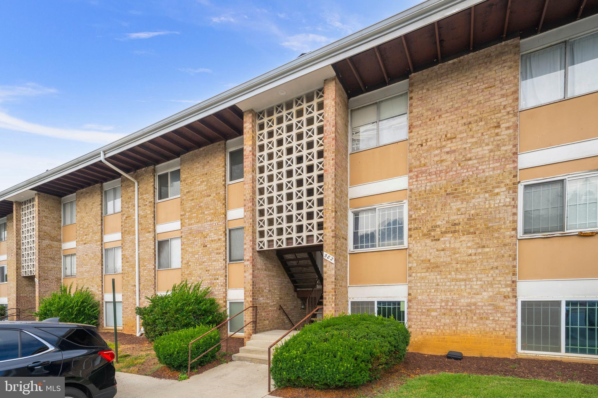 582 WILSON BRIDGE DRIVE 6783 B-2