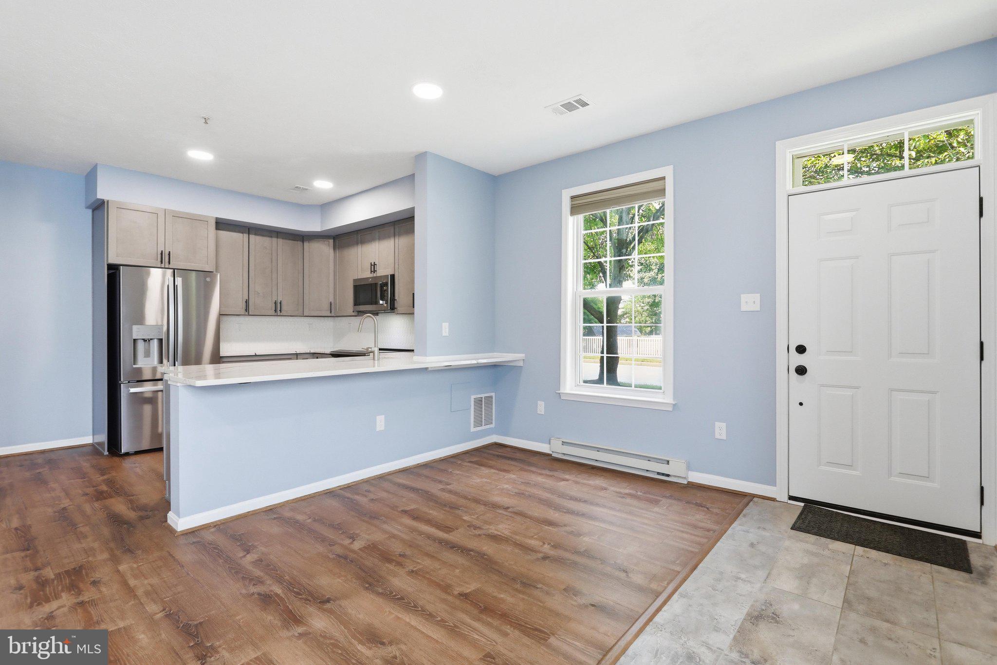 4900 EDGEWARE TERRACE