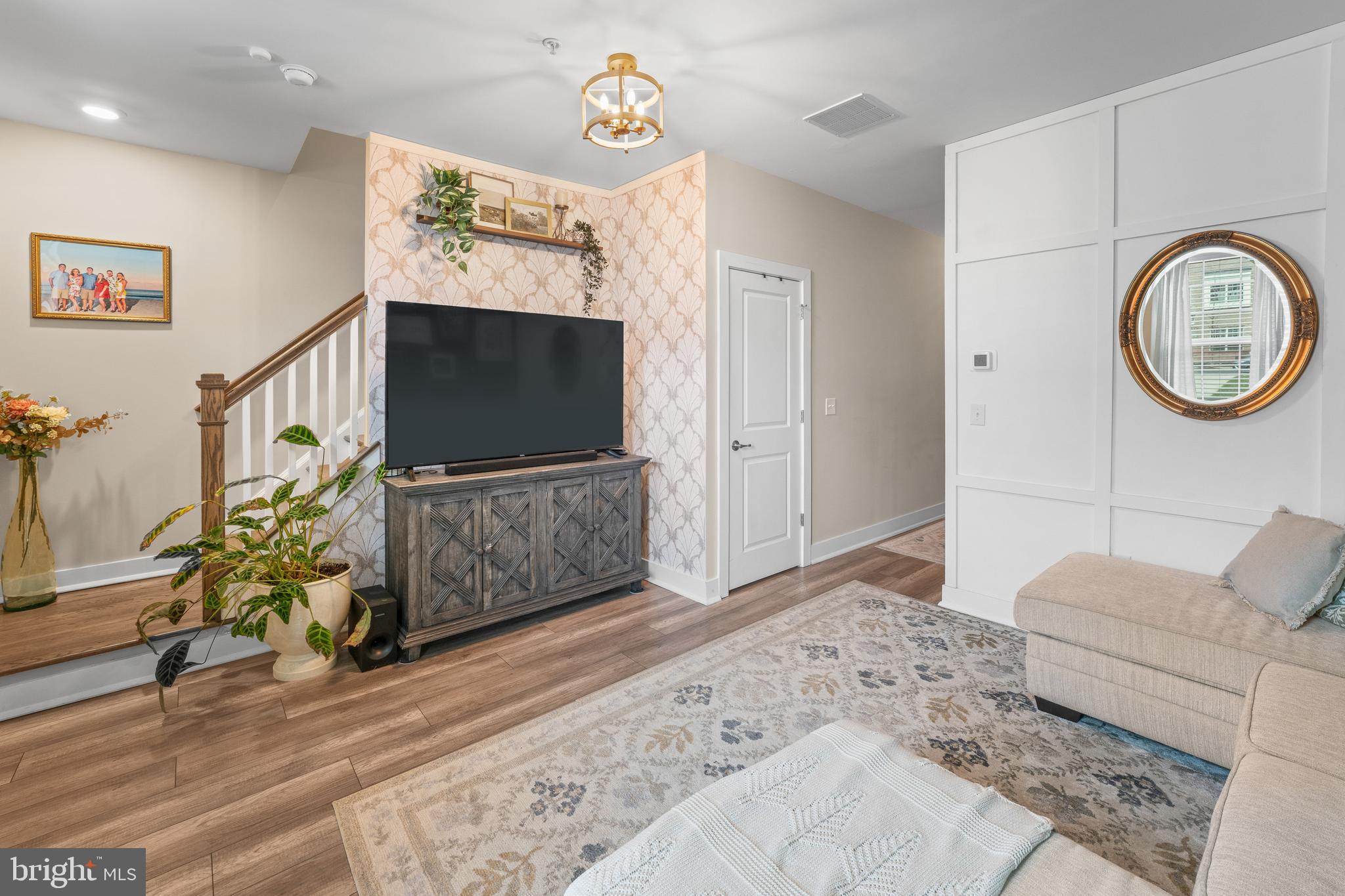 WATERSIDE - Residential