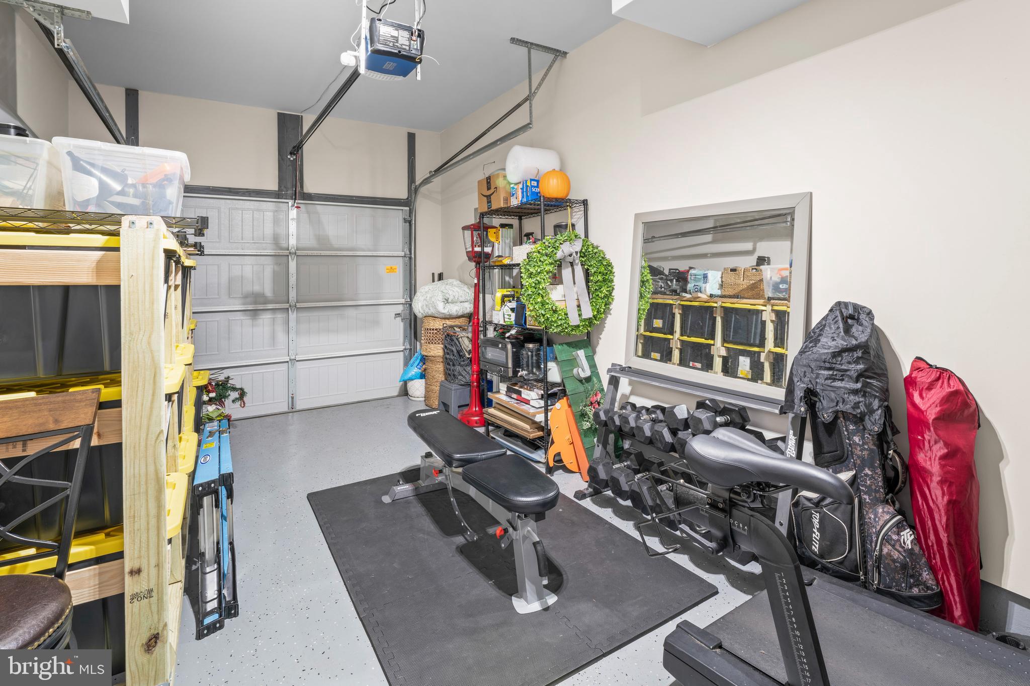 WATERSIDE - Residential