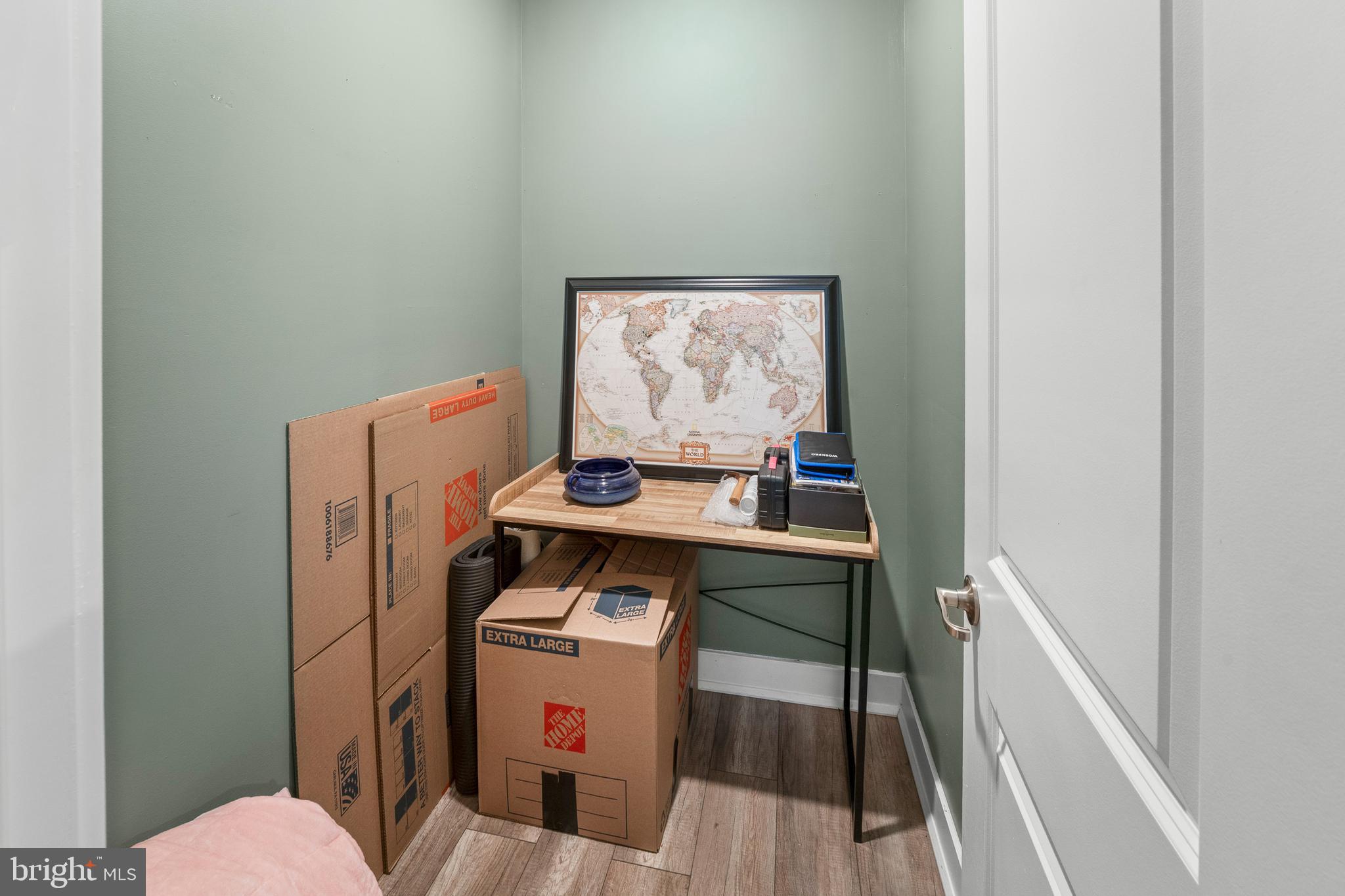 WATERSIDE - Residential