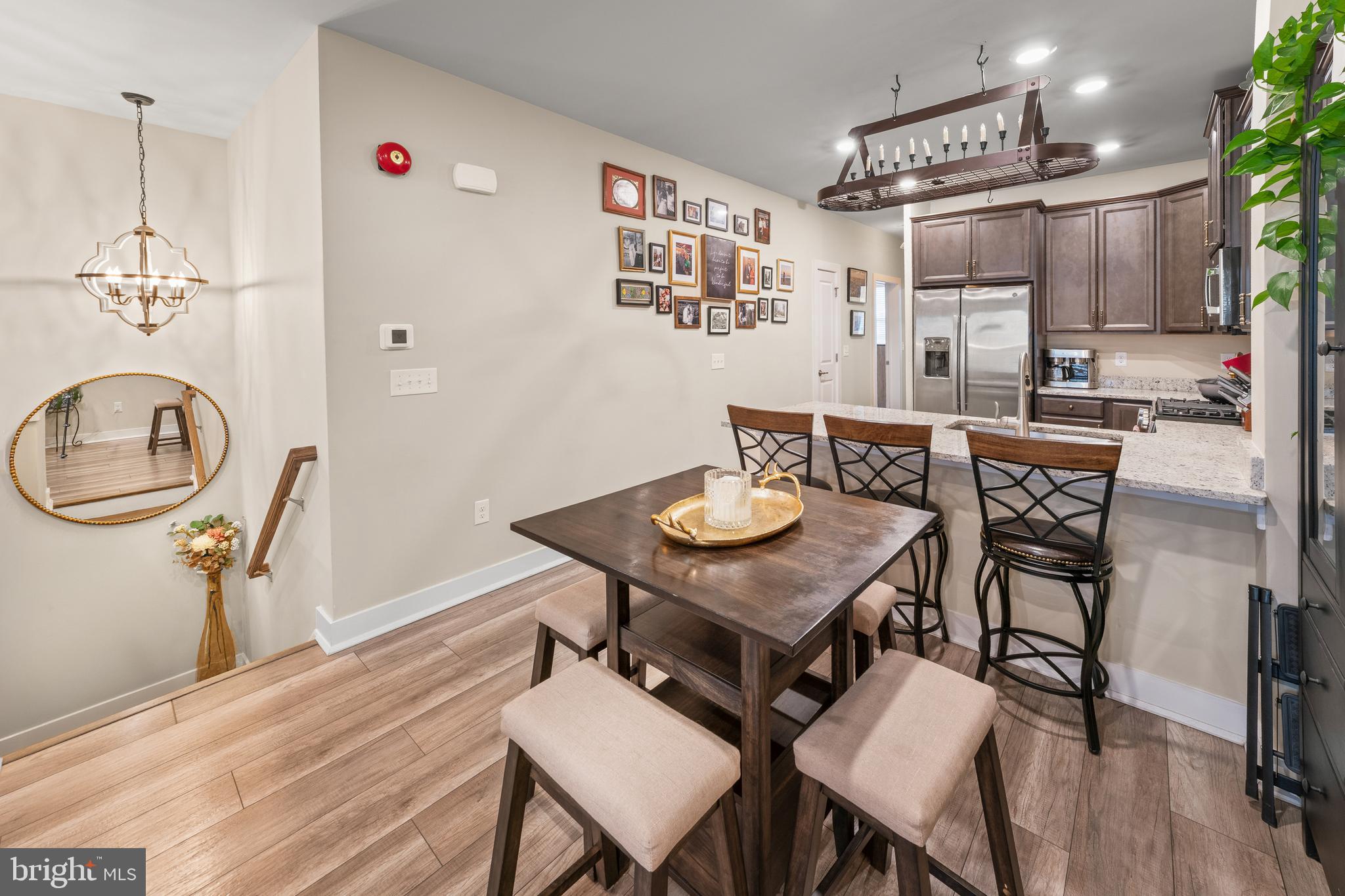 WATERSIDE - Residential