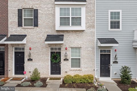 Condo For Sale - 146 Park Place<br/> BENSALEM, PA 19020