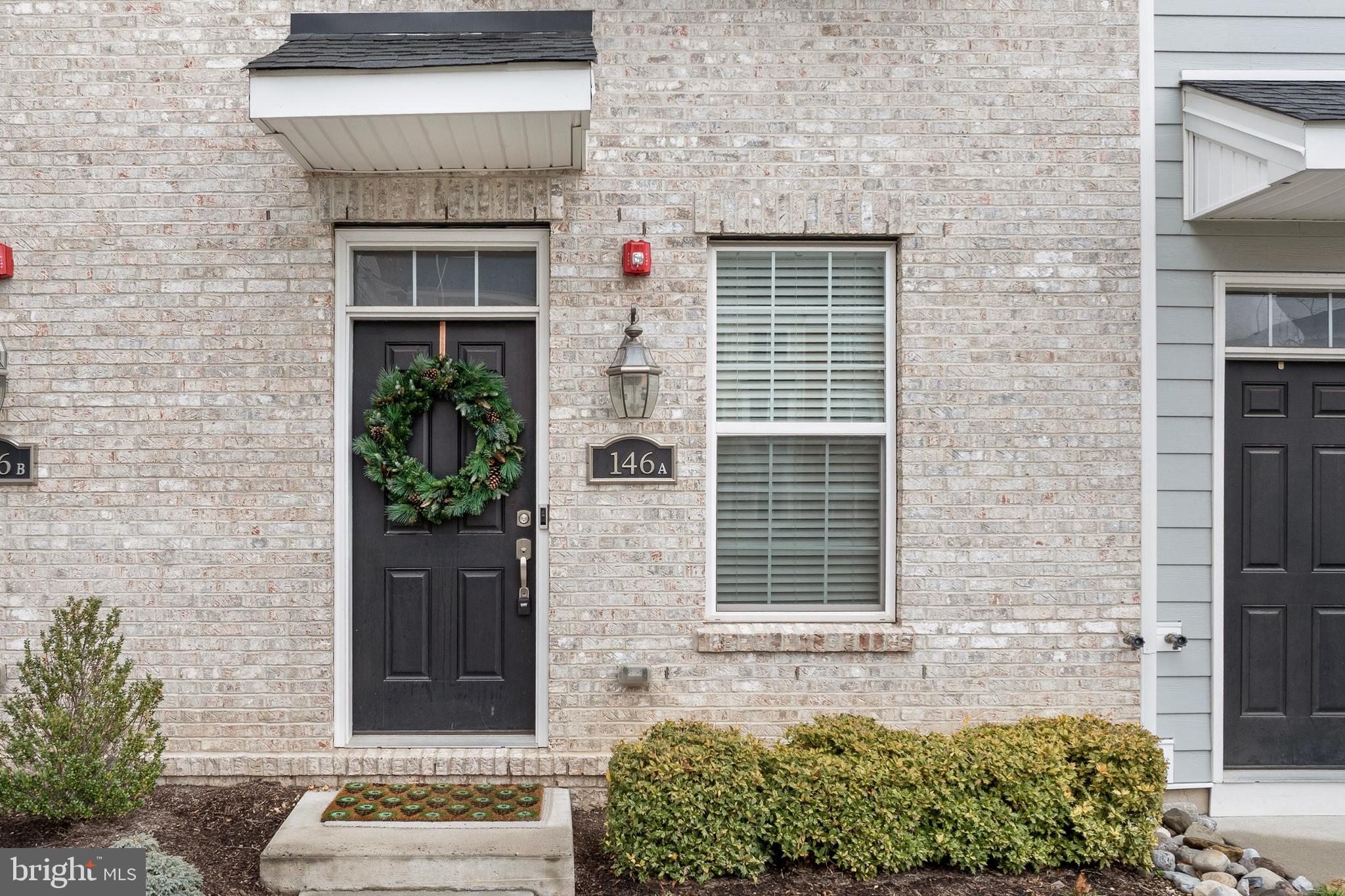 WATERSIDE - Residential