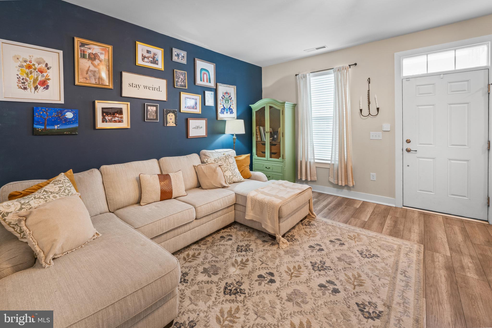 WATERSIDE - Residential