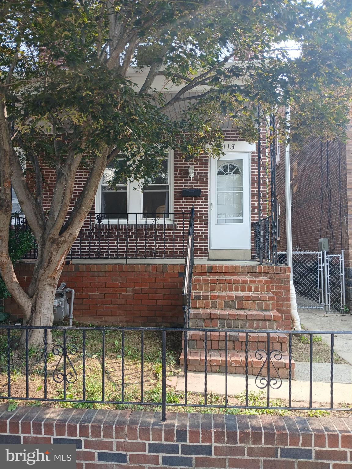 Welcome to 113 Hillside Avenue. This modern twin home, situated in the Collingdale area on a quiet street, boast 3 nice size bedrooms, 1 bathroom, a full-size basement with brand new washer and dryer outlets and vents, and a large backyard with a relaxing deck. The property features hardwood floors throughout the upstairs and downstairs, abundant natural lighting, and fresh paint. The roof was replaced 1 year ago, and the water heater was recently replaced as well. The Darby transportation center, offering bus and trolley routes, is conveniently located within walking distance. Additionally, various markets, restaurants, dollar stores, and more are also accessible on foot. This exceptional opportunity to own a cozy comfortable home should not be missed!