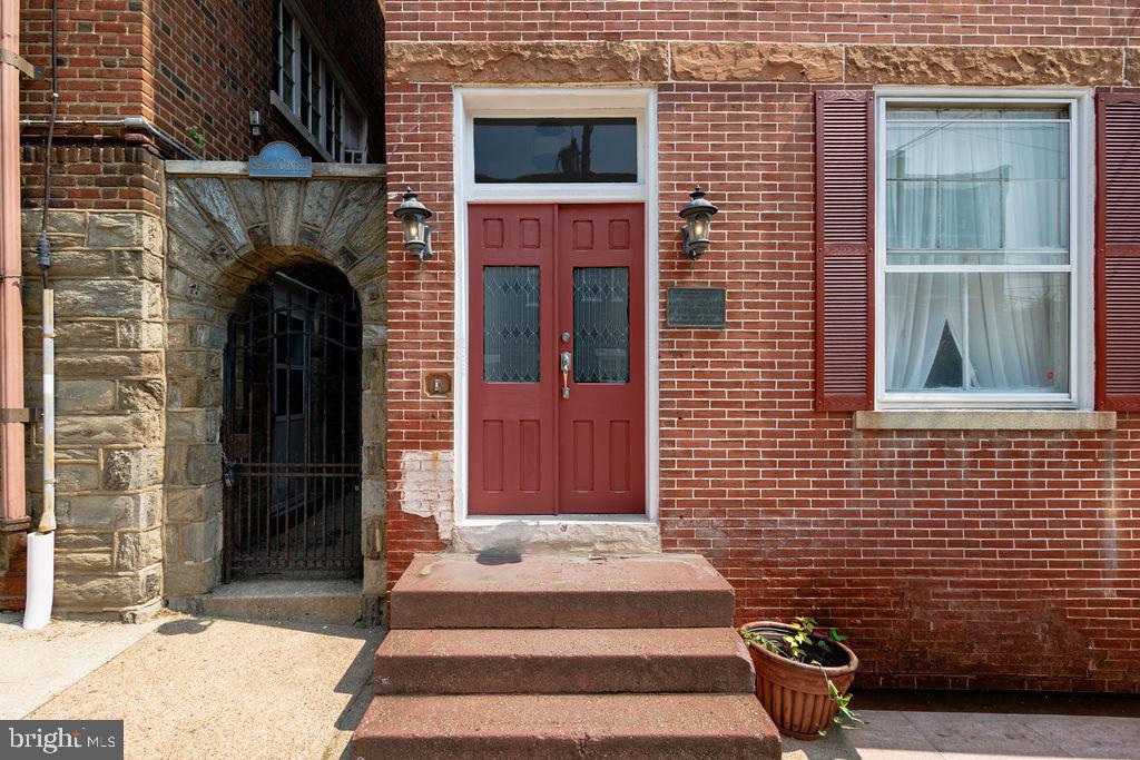 307 W 5TH STREET