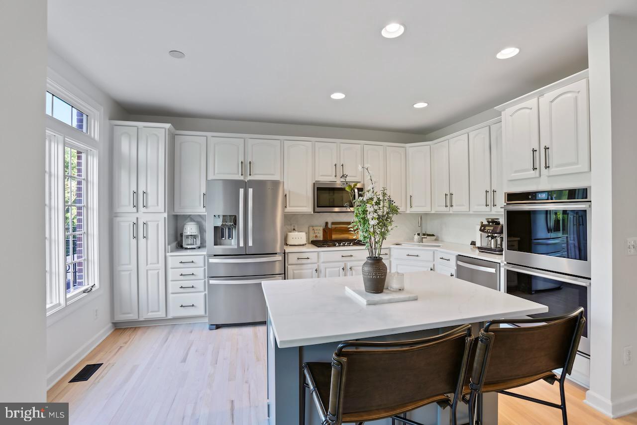 RIVER CREEK - Residential Lease