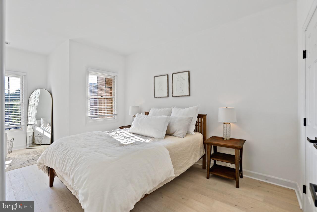 RIVER CREEK - Residential Lease