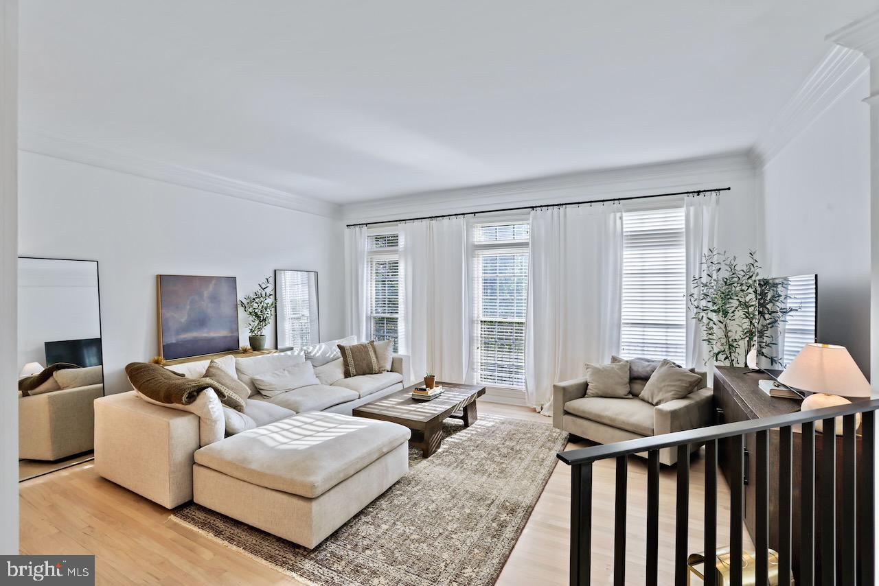 RIVER CREEK - Residential Lease