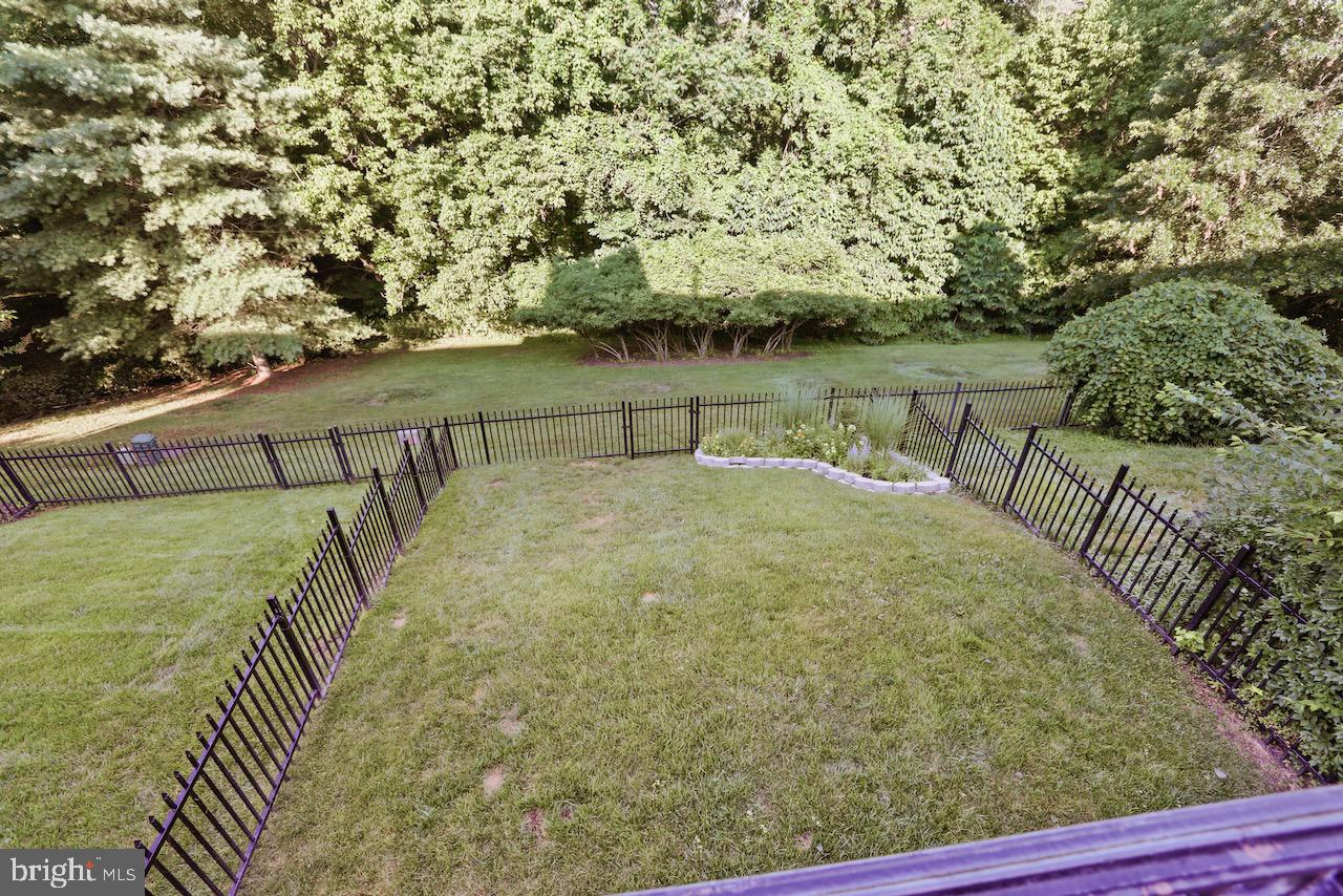 RIVER CREEK - Residential Lease