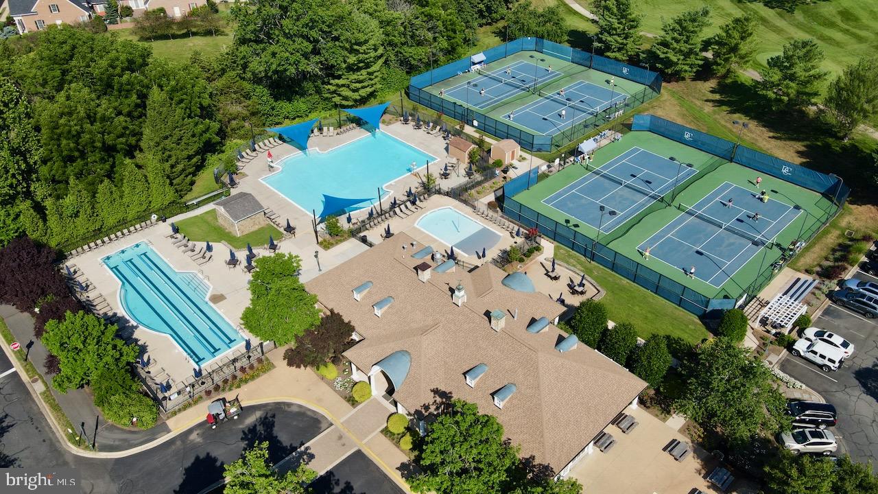 RIVER CREEK - Residential Lease