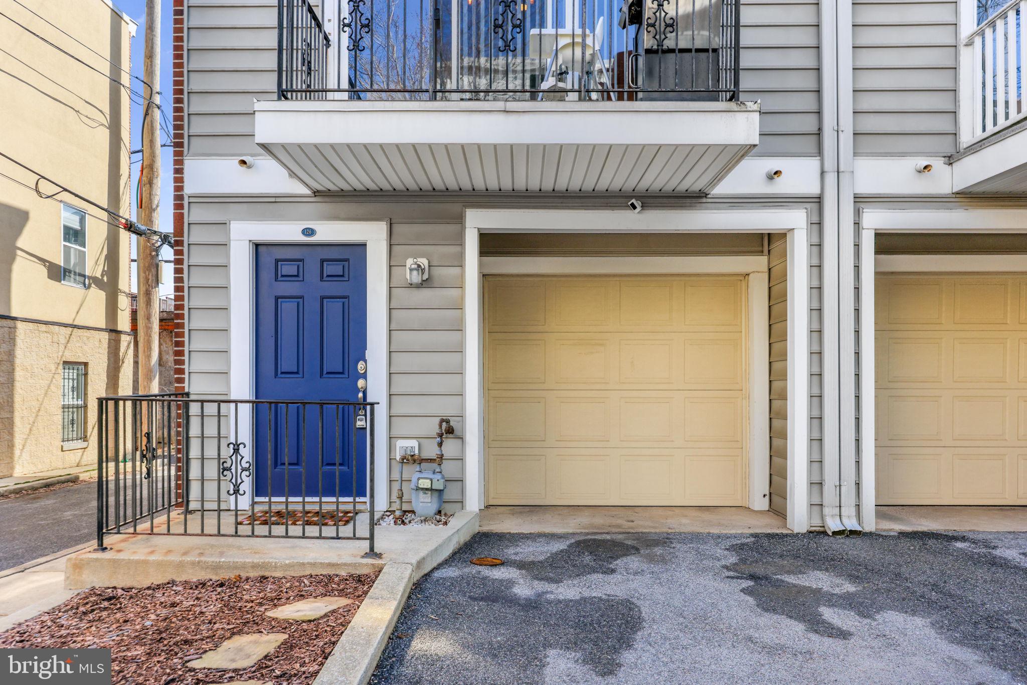 BUTCHERS HILL - Residential