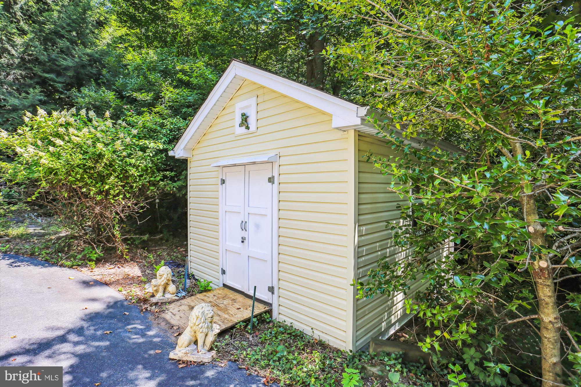 SKYLINE ESTATES - Residential