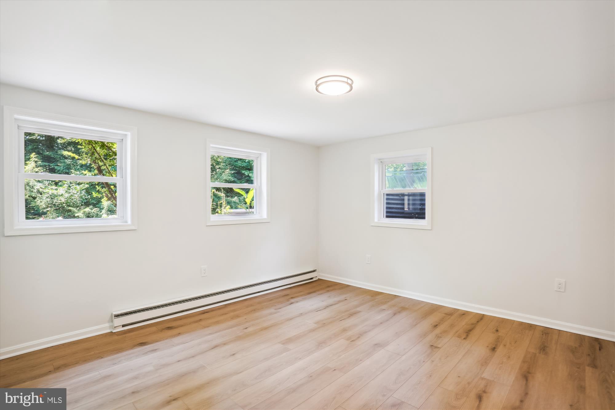 SKYLINE ESTATES - Residential