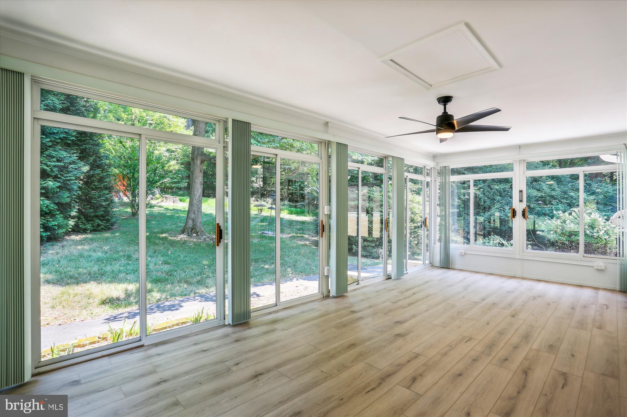 SKYLINE ESTATES - Residential