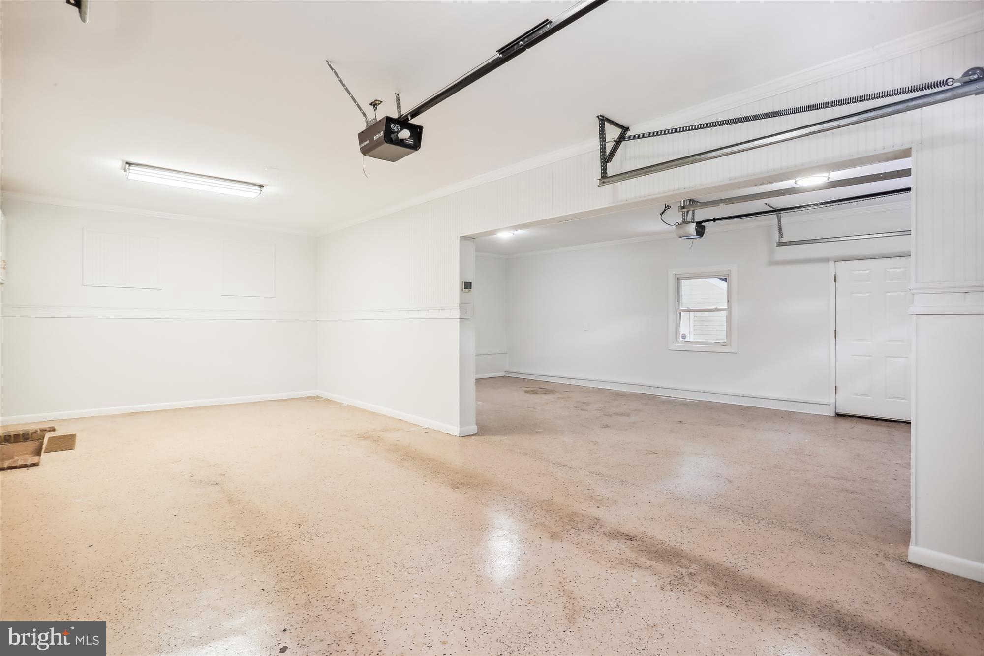 SKYLINE ESTATES - Residential