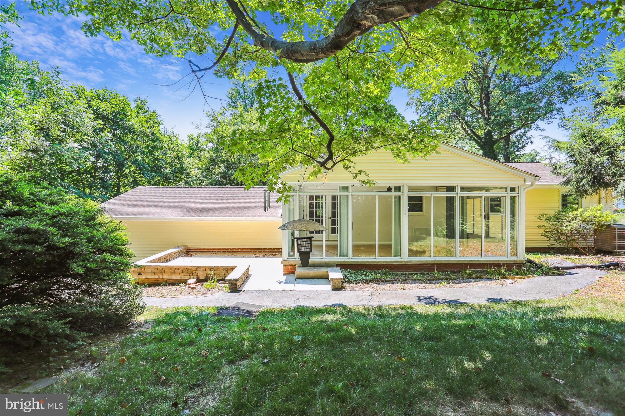 SKYLINE ESTATES - Residential