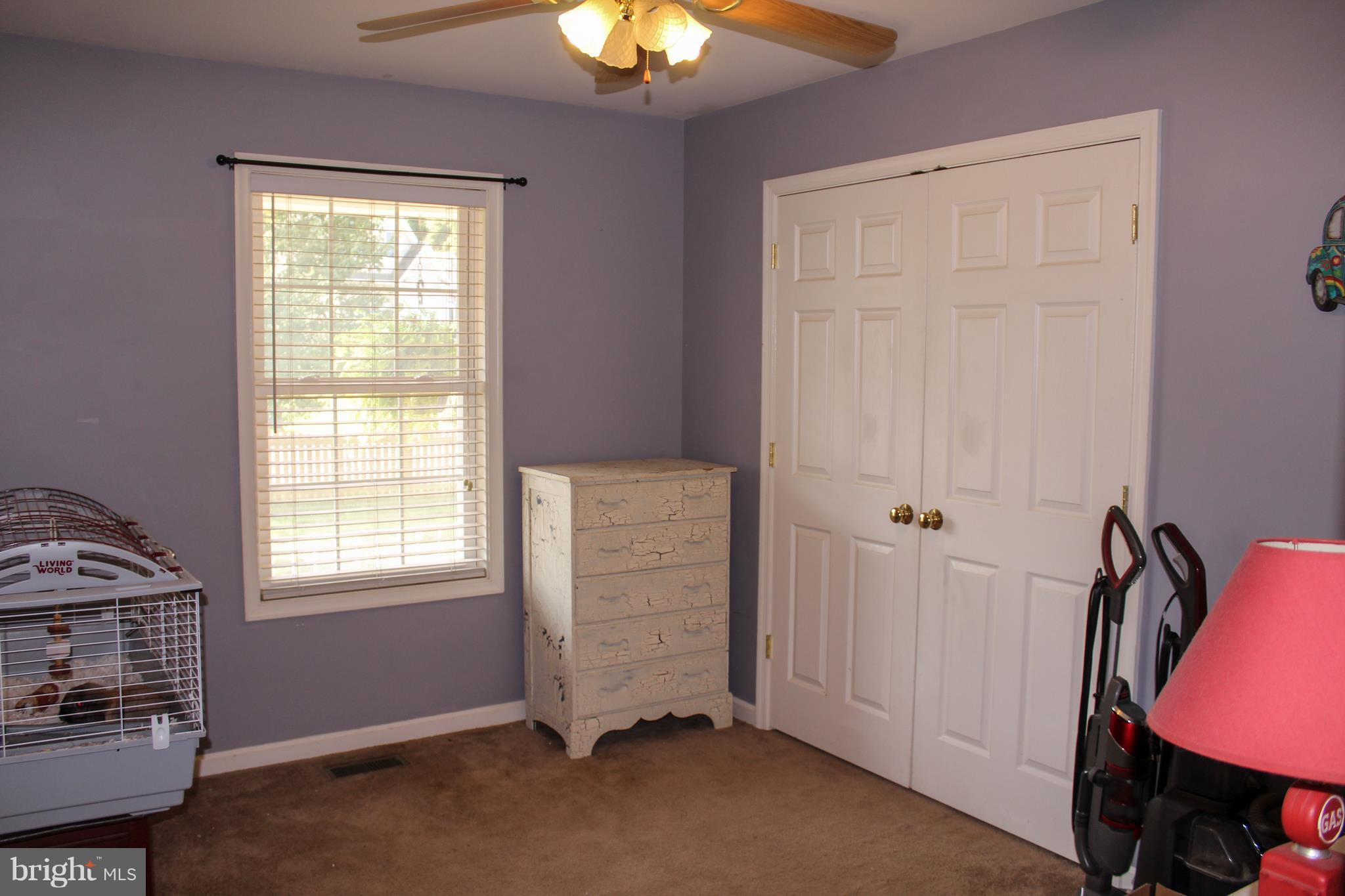 HAPPY CREEK KNOLLS - Residential