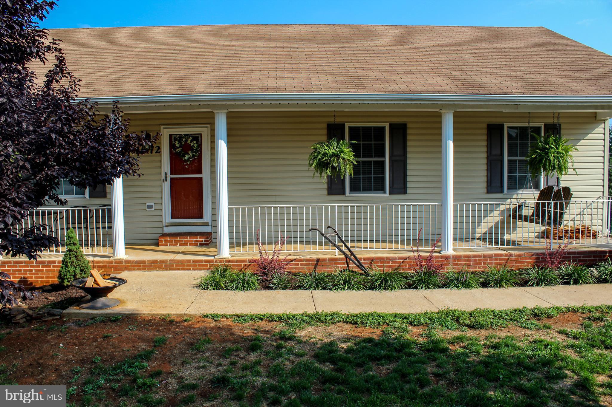 HAPPY CREEK KNOLLS - Residential