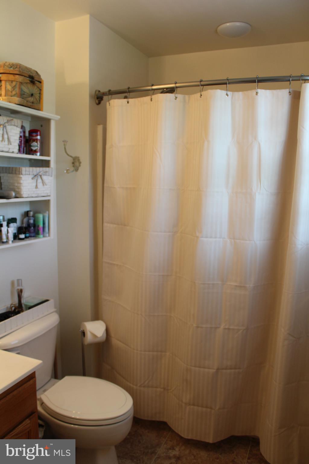 HAPPY CREEK KNOLLS - Residential