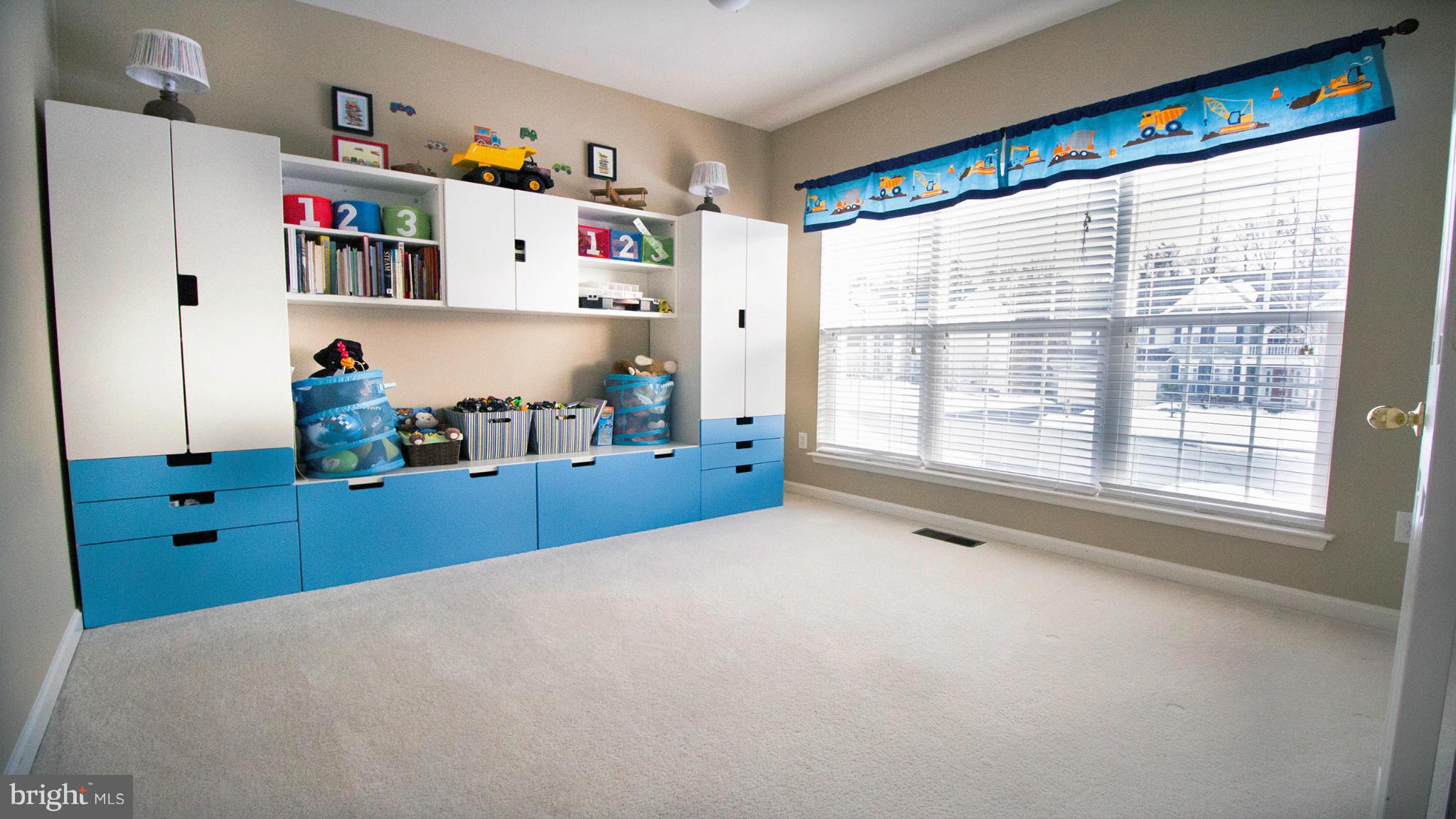 CHESAPEAKE CLUB- FAIRWAY VILLAGES - Residential