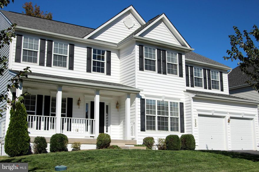 NEW PRICE! Beautiful, bright & spacious home on premium lot backing to golf course. Two-story foyer w/hdwd flr., gourmet kit. w/corian, den/office on 1st flr,. Split staircase, Huge MBR w/sitting rm., Large MBA w/sep.shower, soaking tub, 2 vanities, ceramic. Custom moldings and EP Henry paver patio w/fire pit & pergola. Owned propane tank. 3 pc bath rough-in. Shows like a model! HOME WARRANTY TOO.