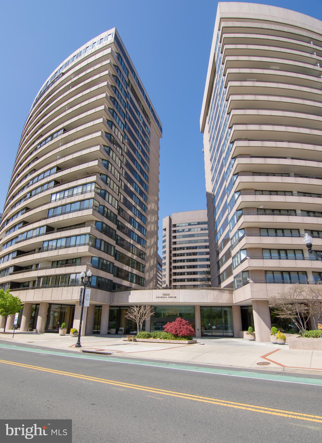 CRYSTAL GATEWAY - Residential Lease