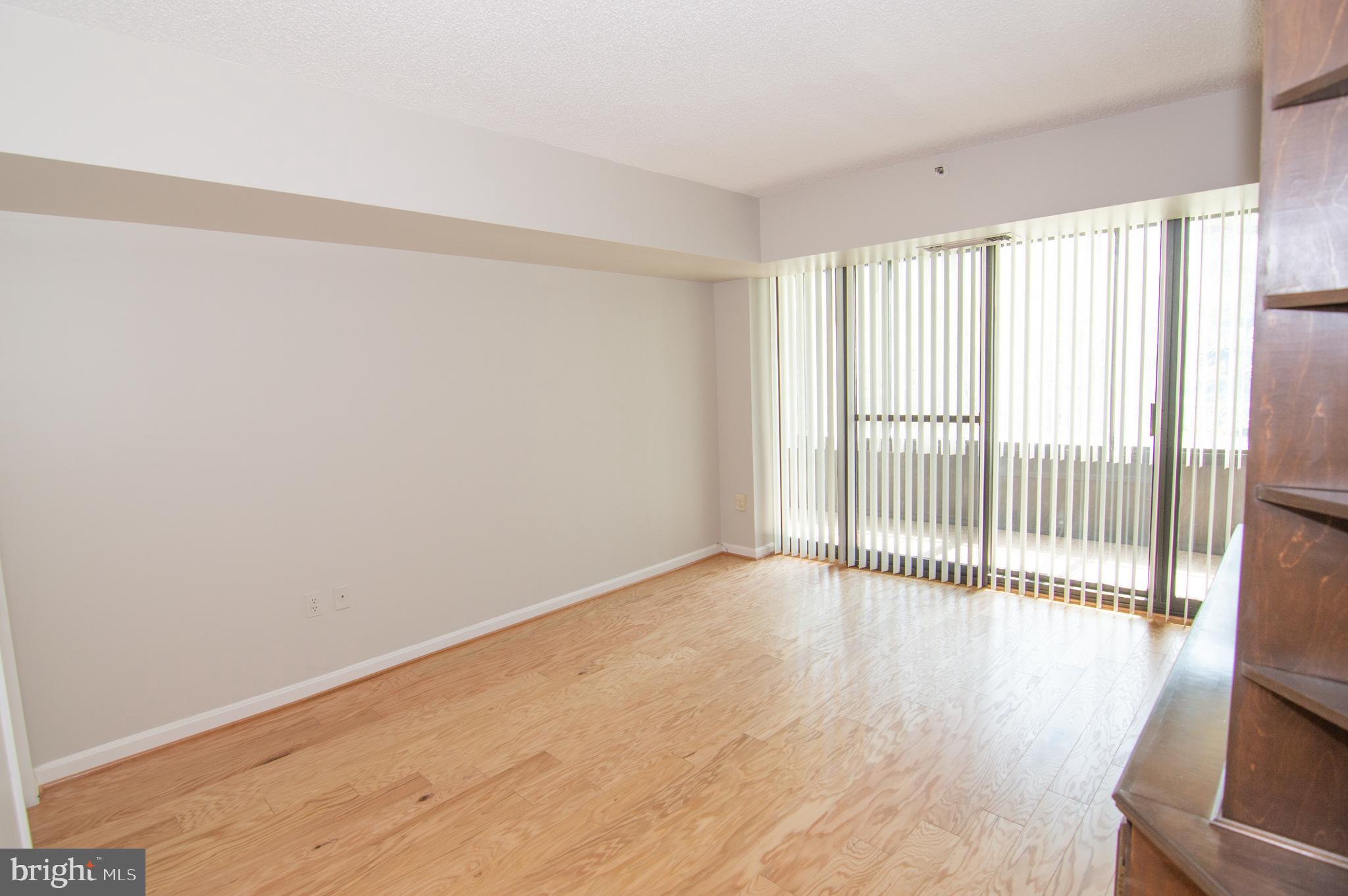 CRYSTAL GATEWAY - Residential Lease