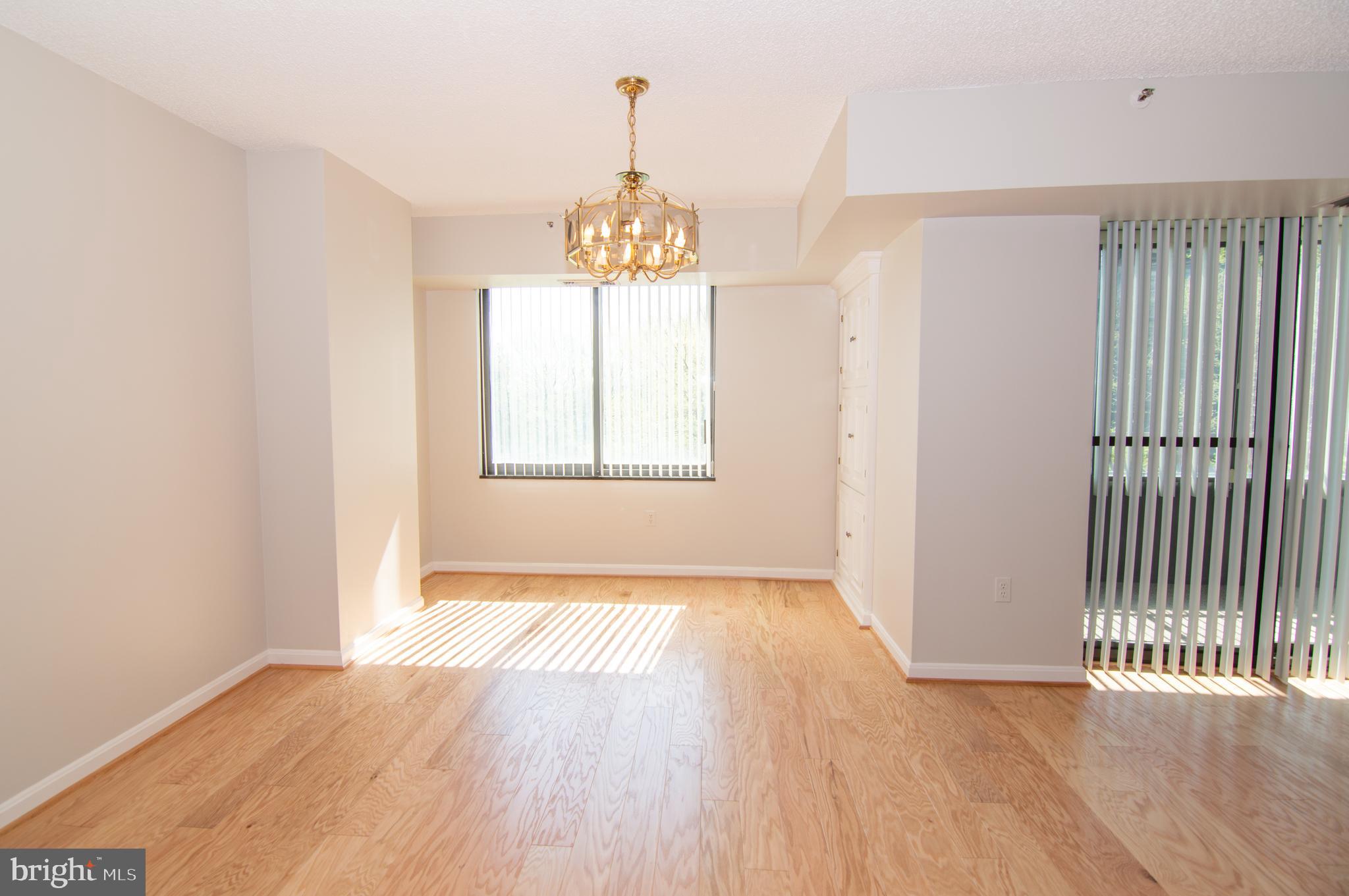 CRYSTAL GATEWAY - Residential Lease