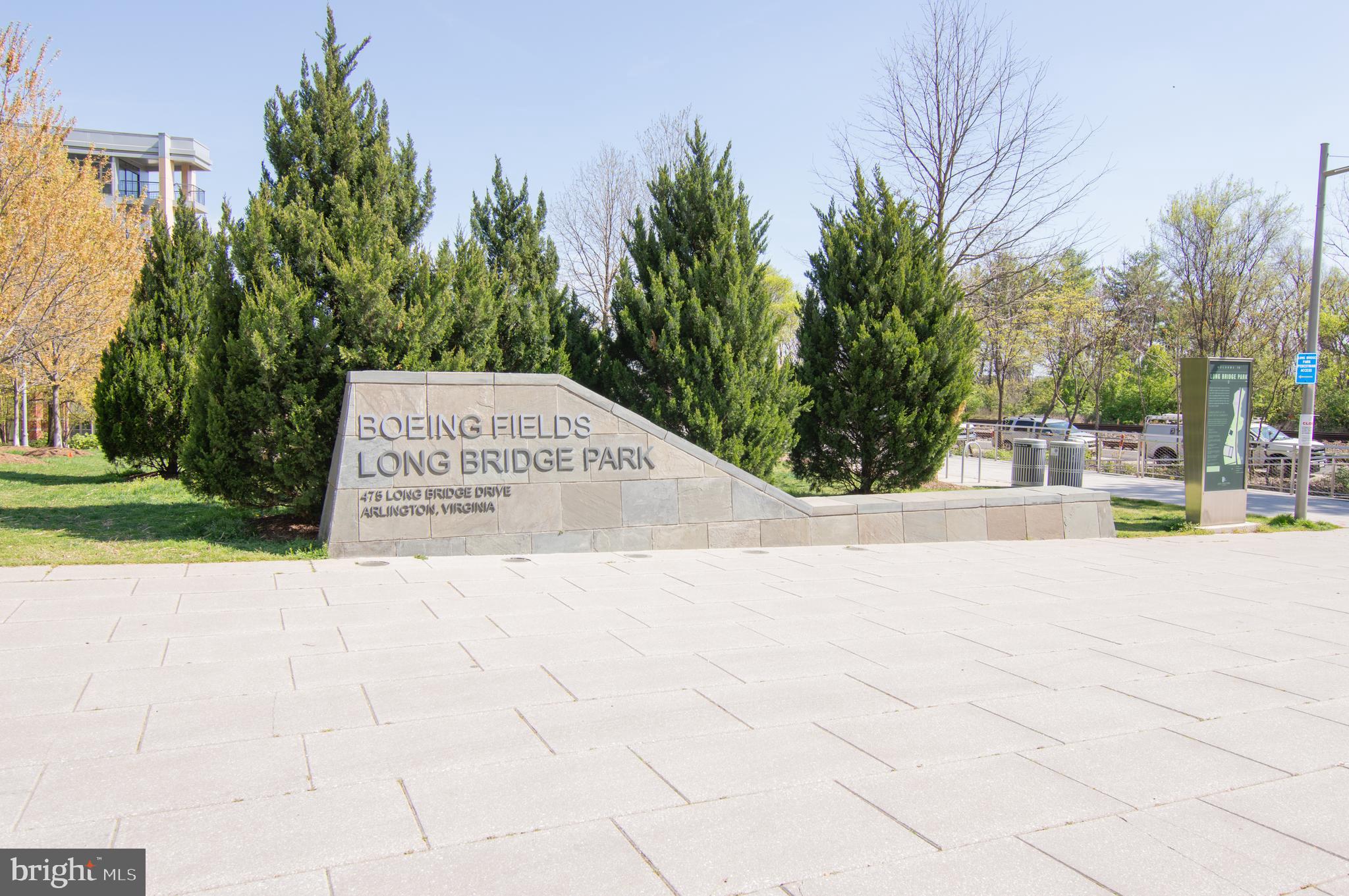 CRYSTAL GATEWAY - Residential Lease