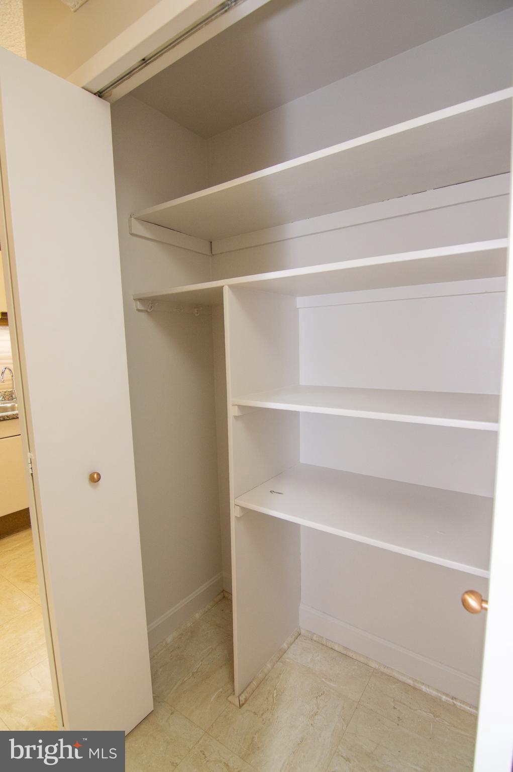 CRYSTAL GATEWAY - Residential Lease