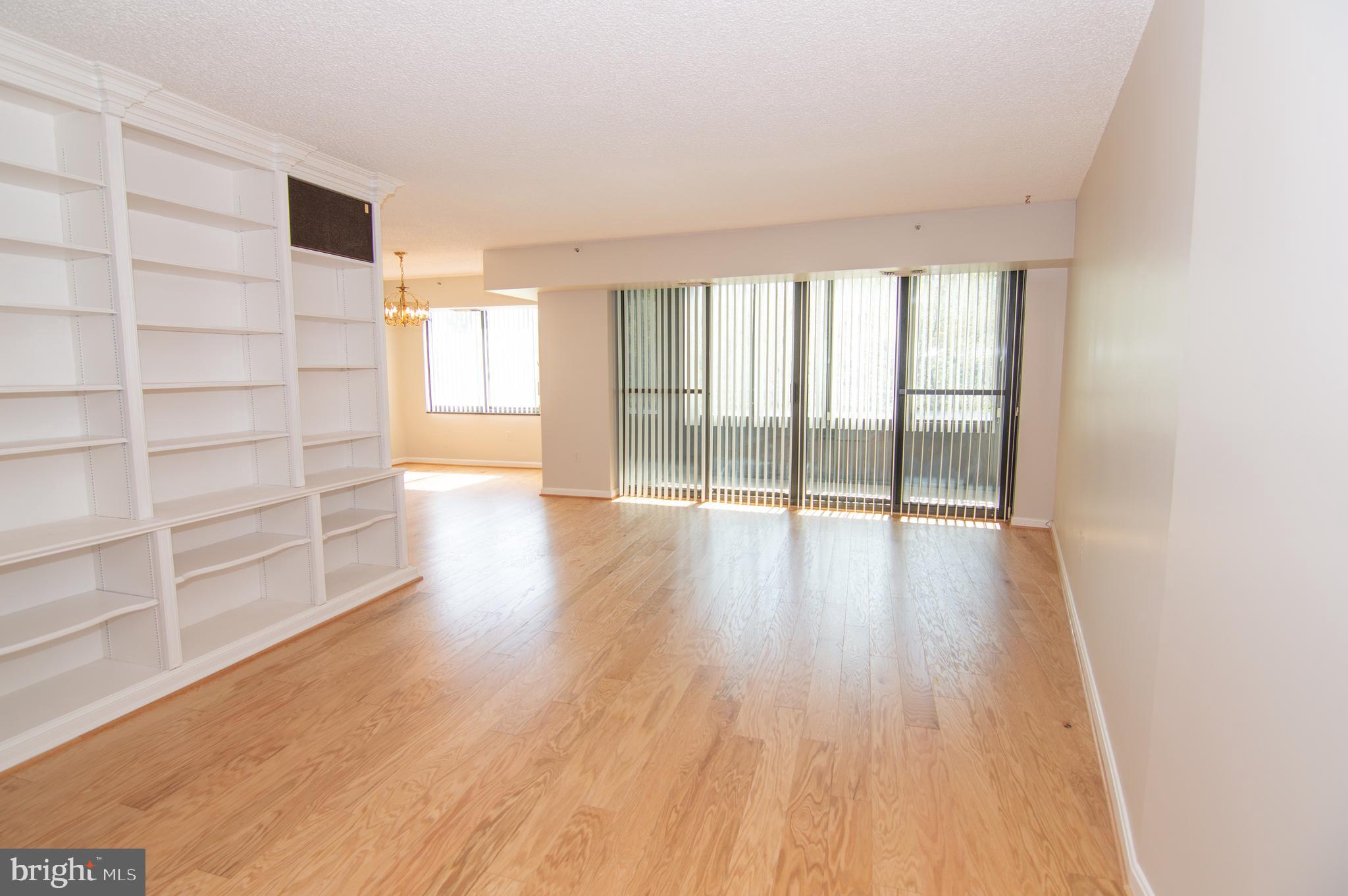 CRYSTAL GATEWAY - Residential Lease