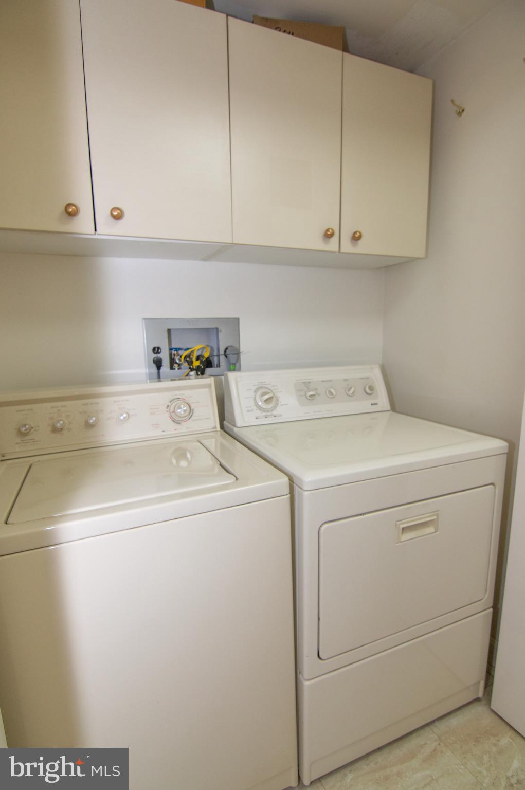 CRYSTAL GATEWAY - Residential Lease