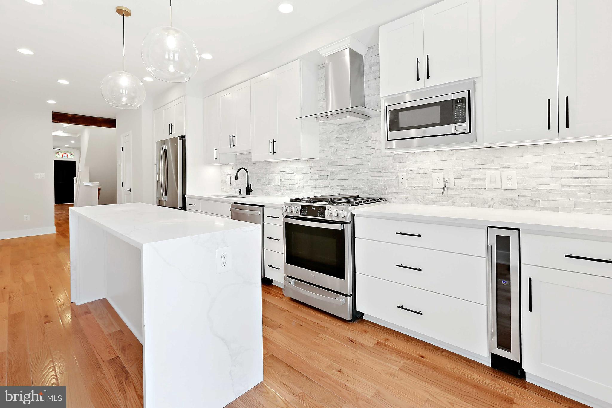 BUTCHER'S HILL - Residential