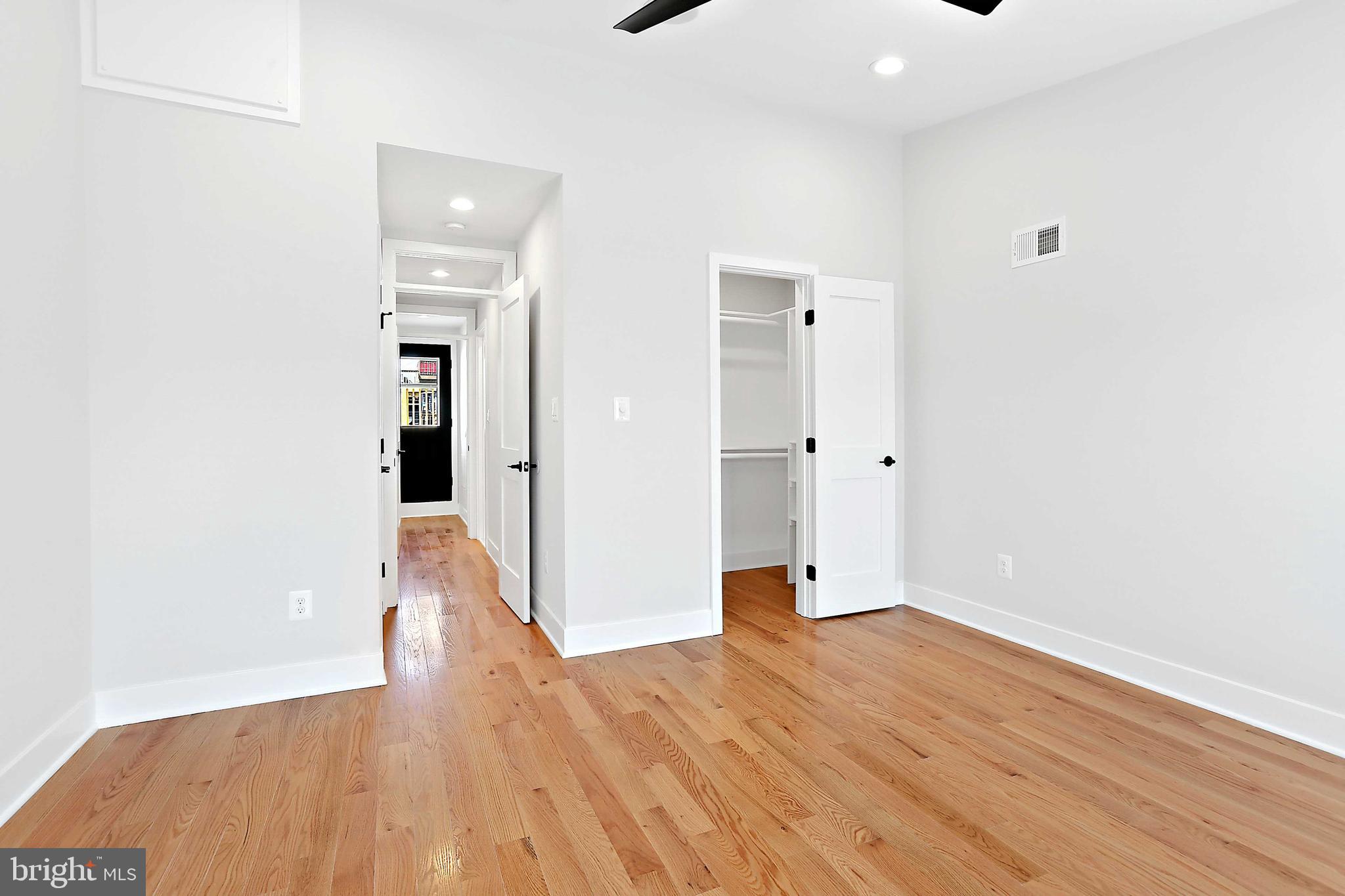 BUTCHER'S HILL - Residential