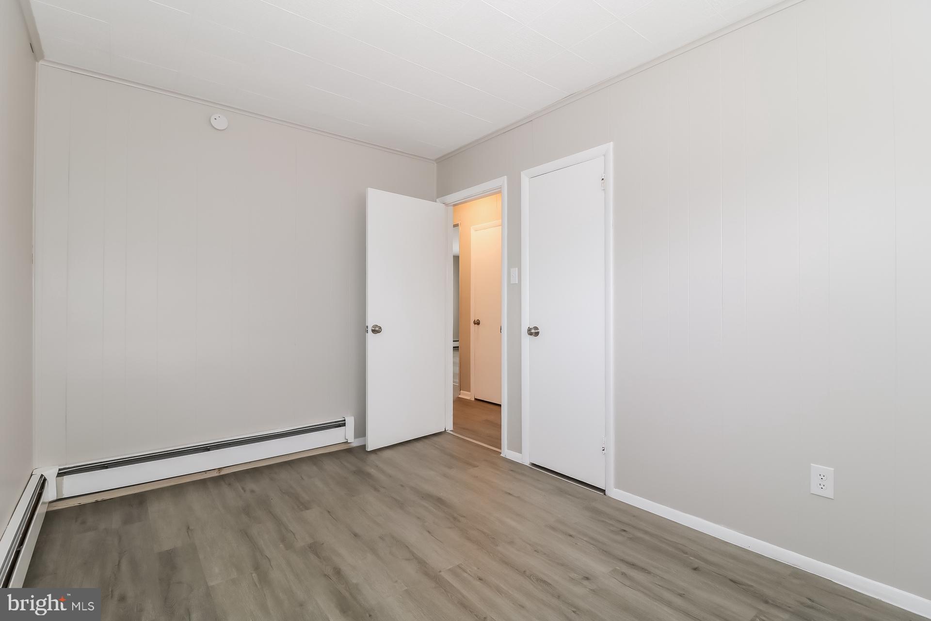 ROXBOROUGH - Residential