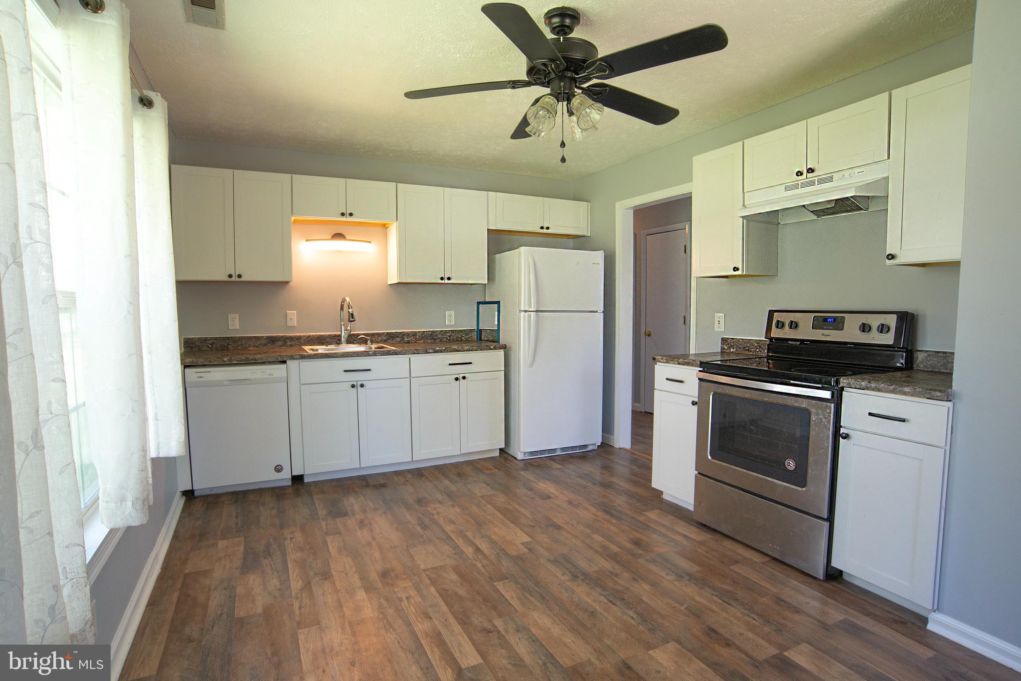 OAKLAND PARK - Residential