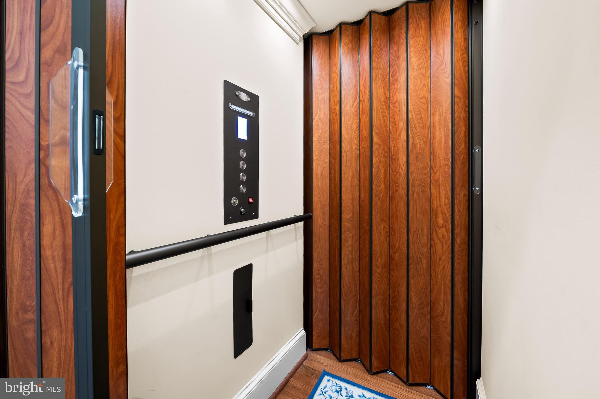 LAURELFORD - Residential