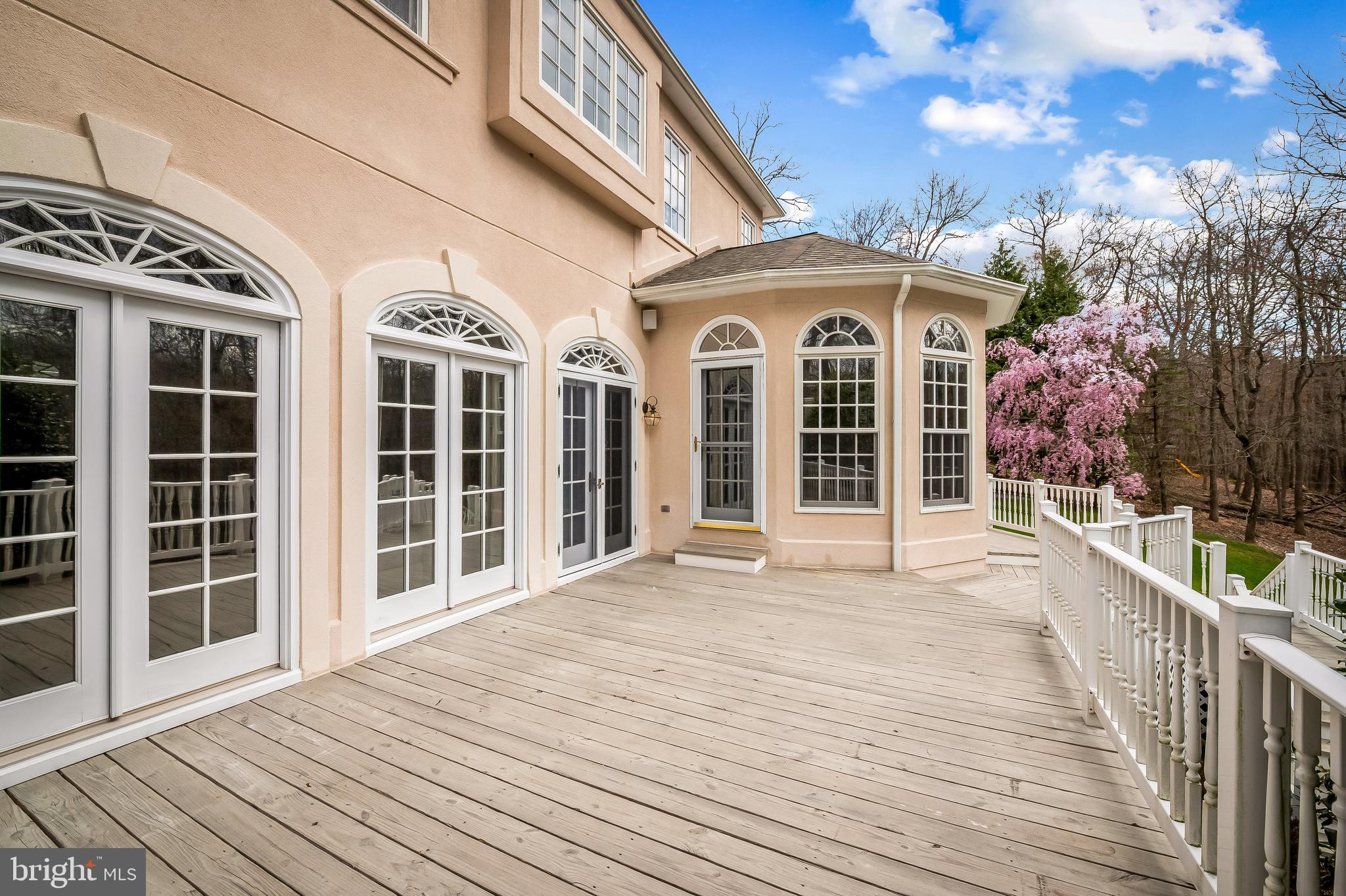 LAURELFORD - Residential