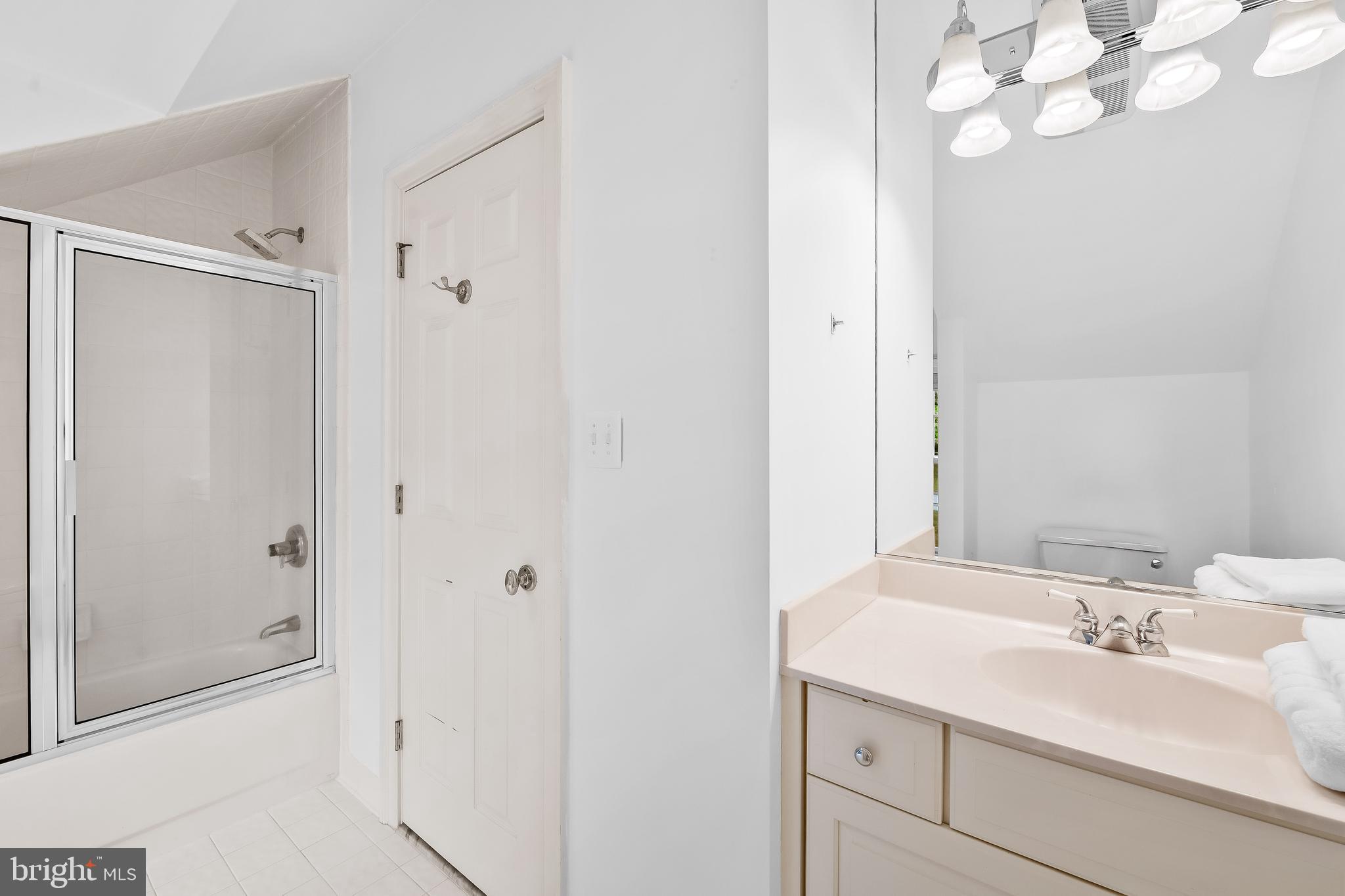 LAURELFORD - Residential