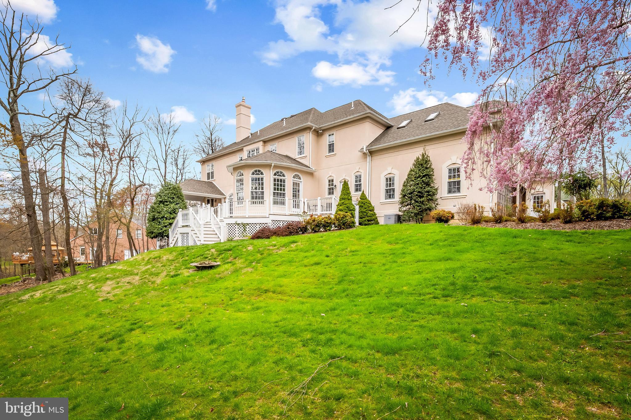 LAURELFORD - Residential