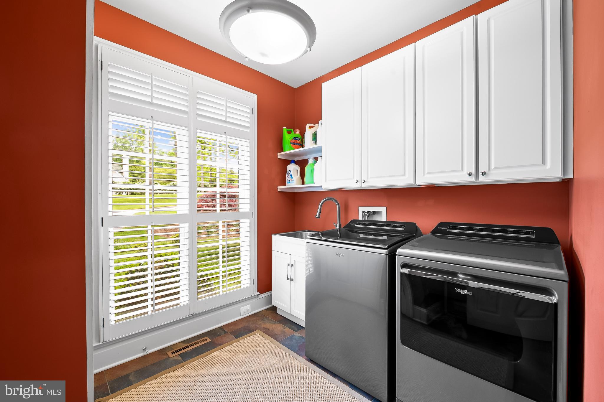 LAURELFORD - Residential