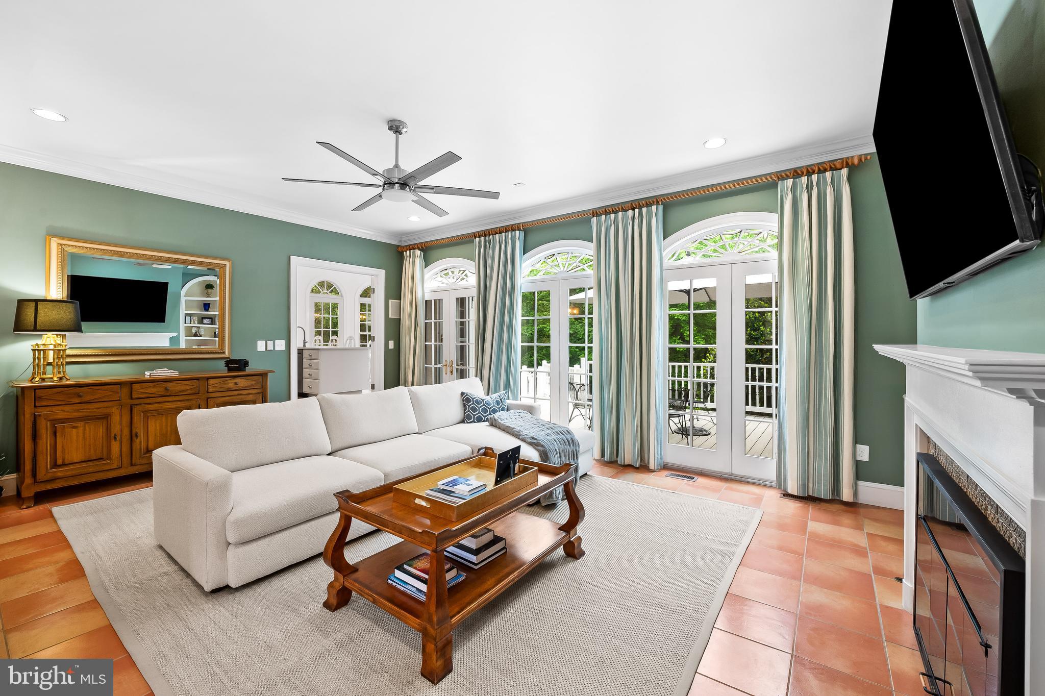 LAURELFORD - Residential