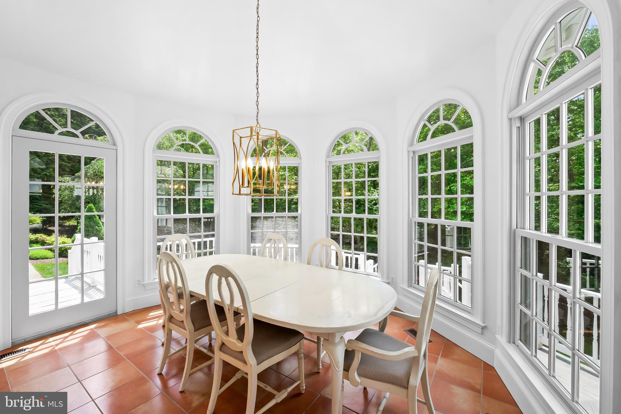 LAURELFORD - Residential