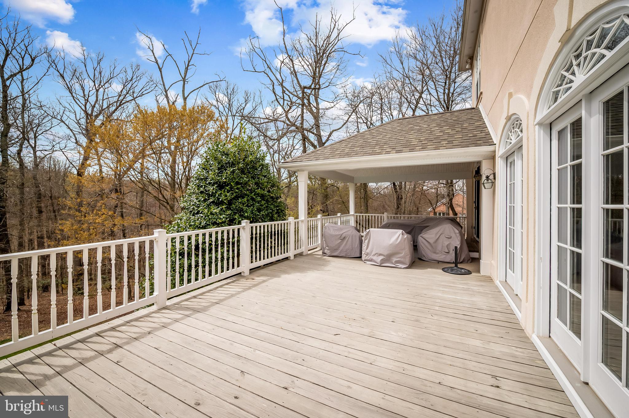 LAURELFORD - Residential