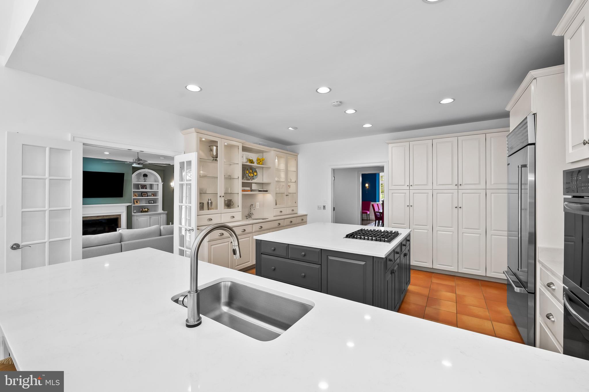 LAURELFORD - Residential