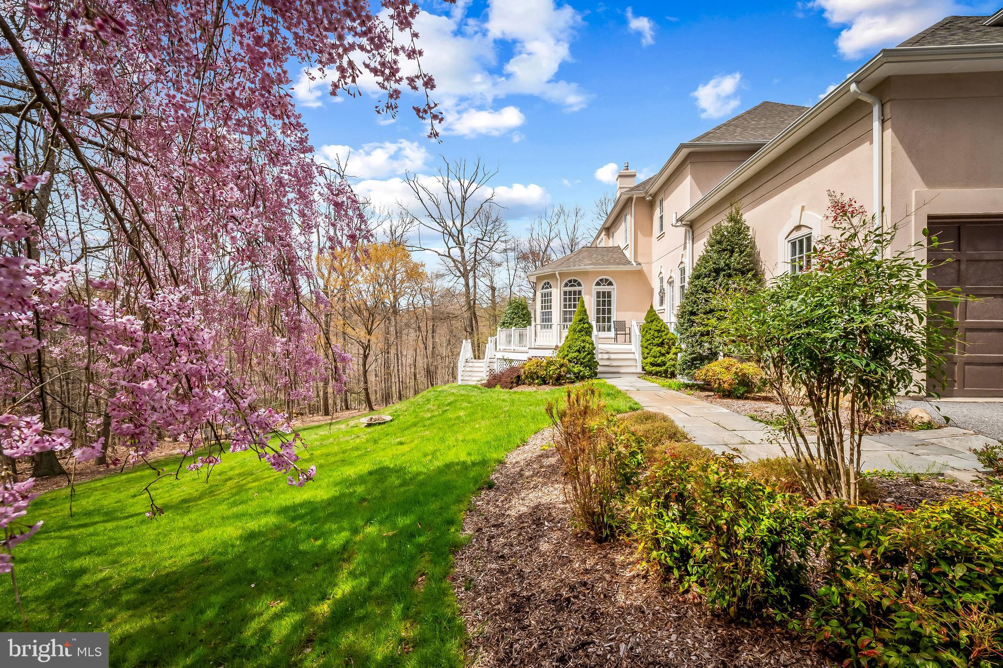 LAURELFORD - Residential