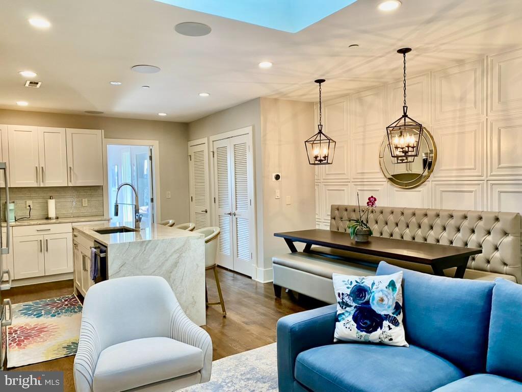 711 JACKSON STREET NE 3